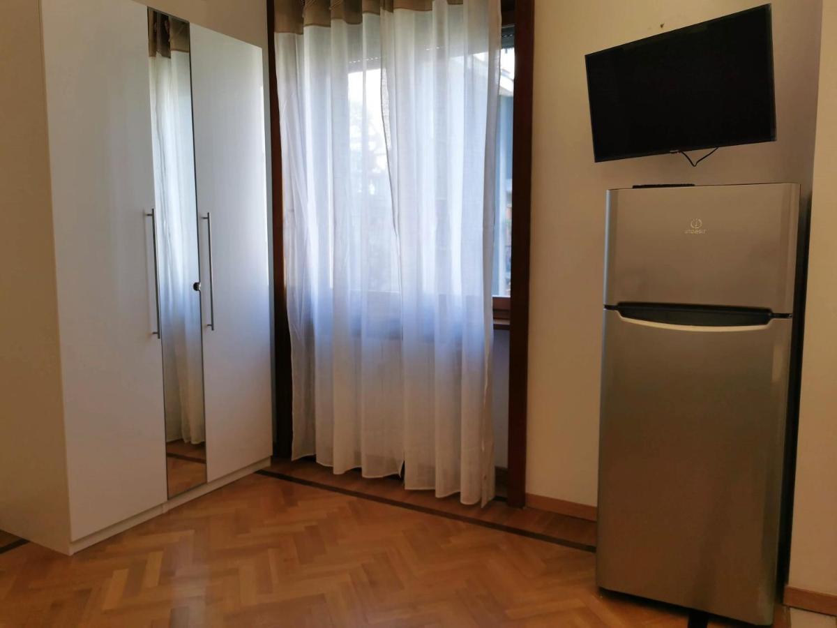 Pergolesi Apartments Мілан Екстер'єр фото