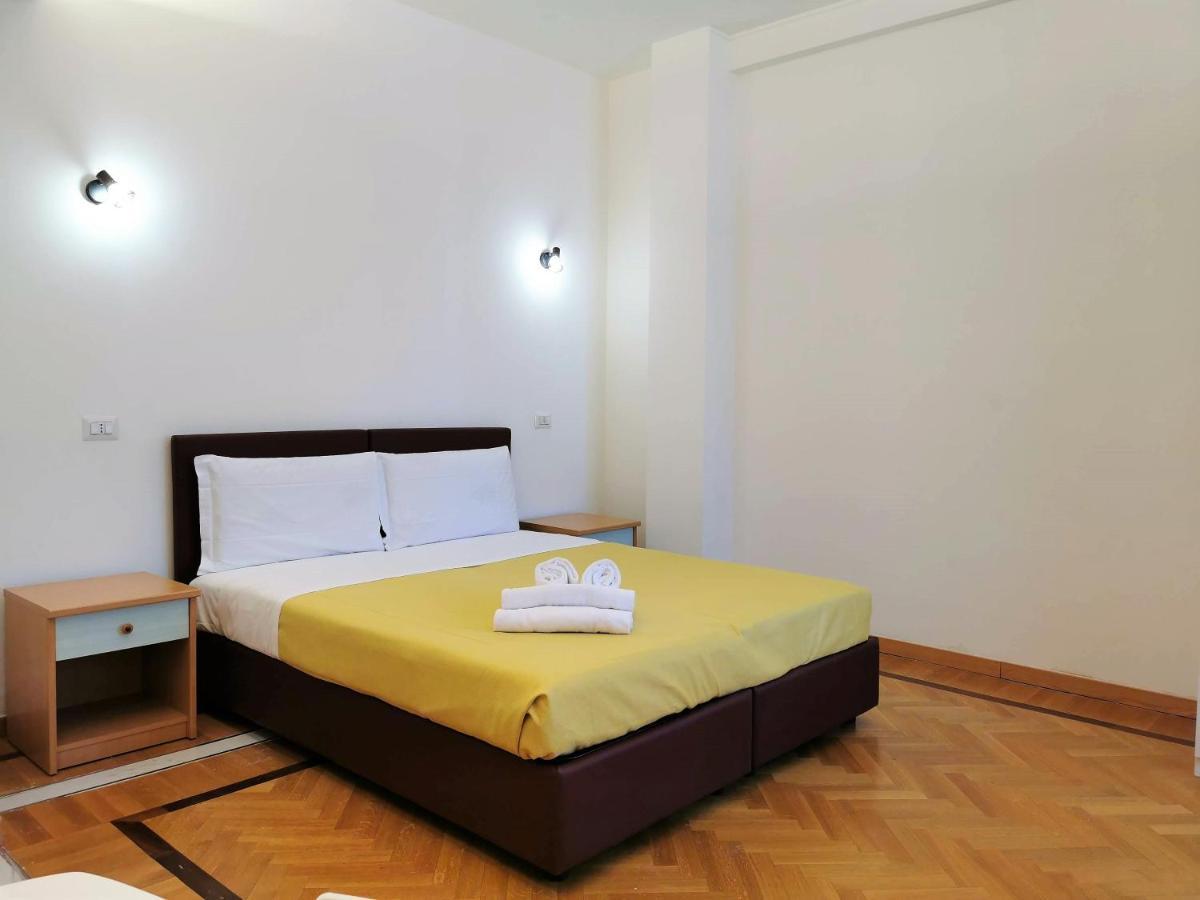 Pergolesi Apartments Мілан Екстер'єр фото
