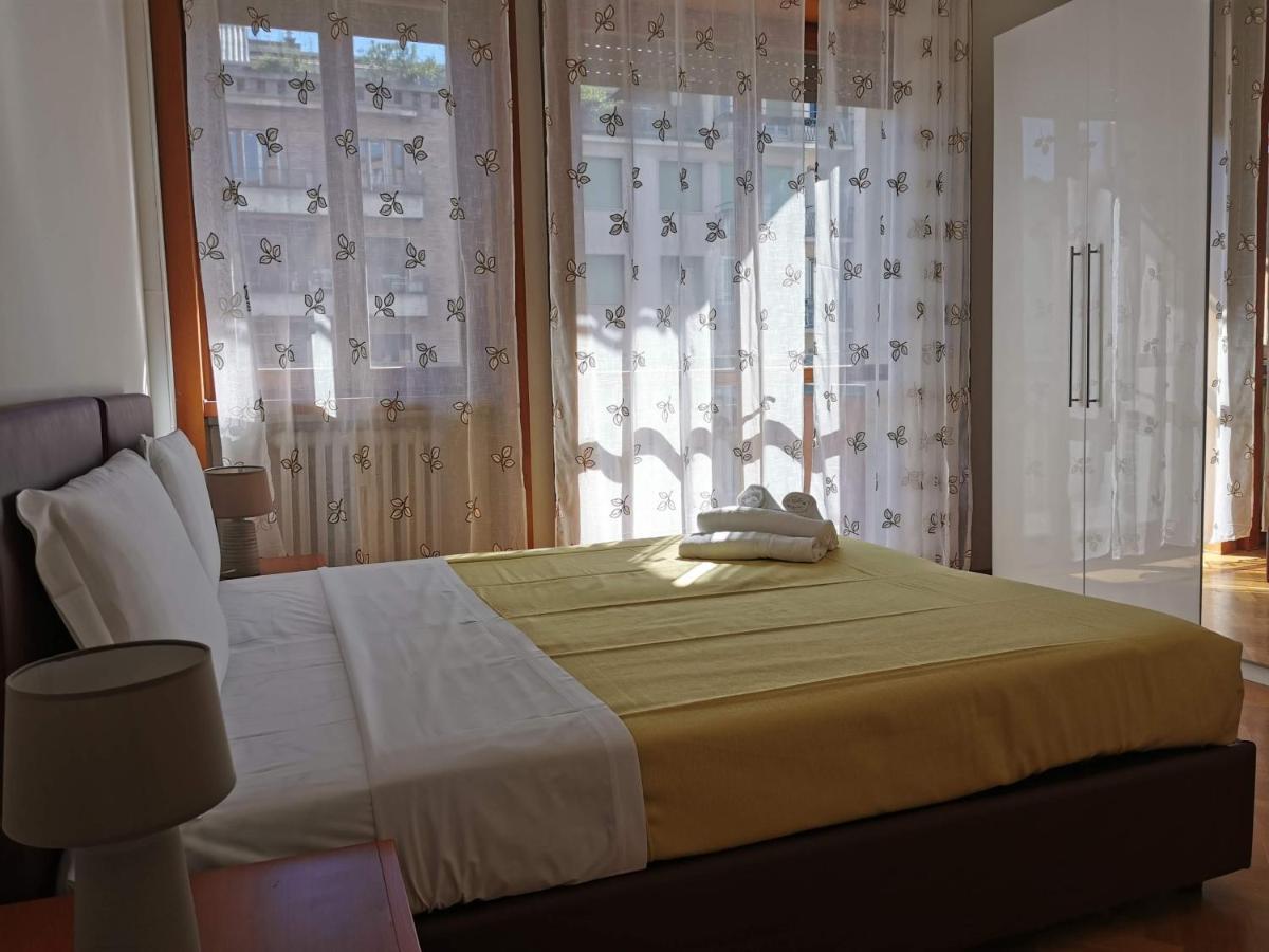 Pergolesi Apartments Мілан Екстер'єр фото
