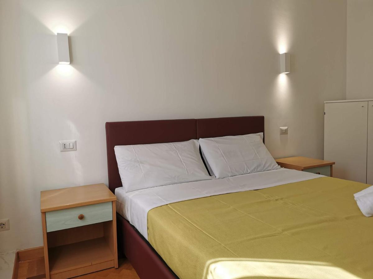 Pergolesi Apartments Мілан Екстер'єр фото